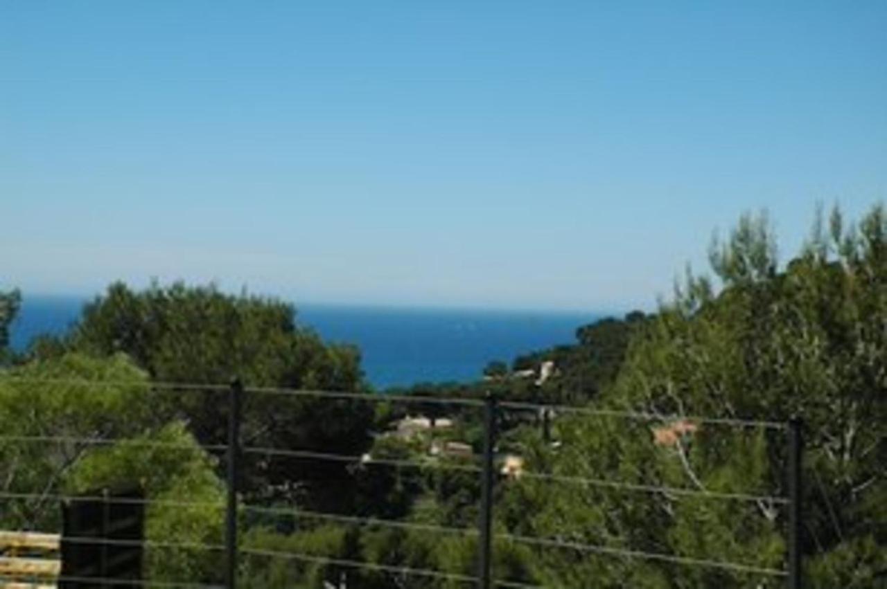 Appartement Beau T3 Au Mont Des Oiseaux à Hyères Extérieur photo